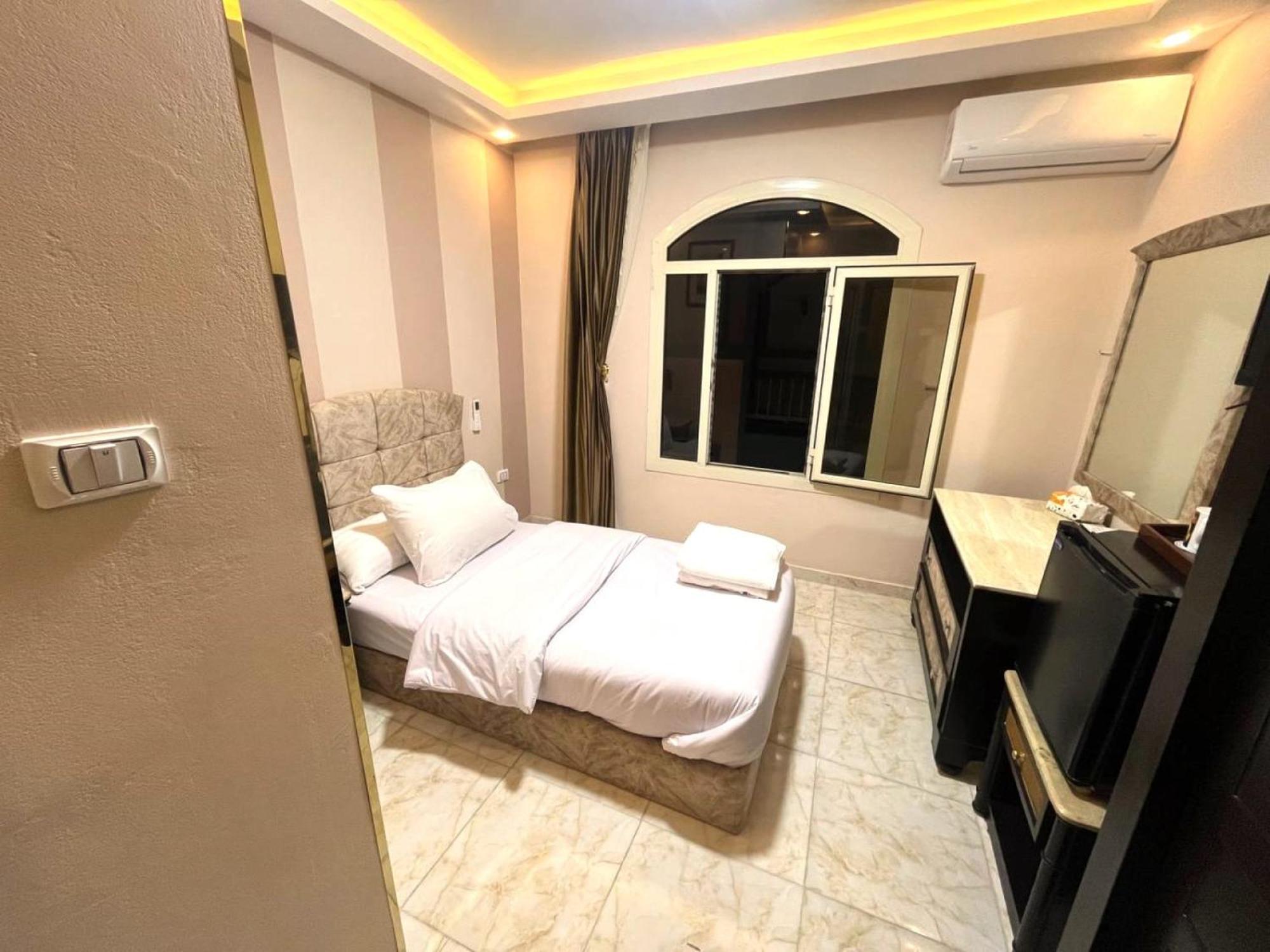 Nun Pyramids Hotel Kafret el-Gabal Quarto foto