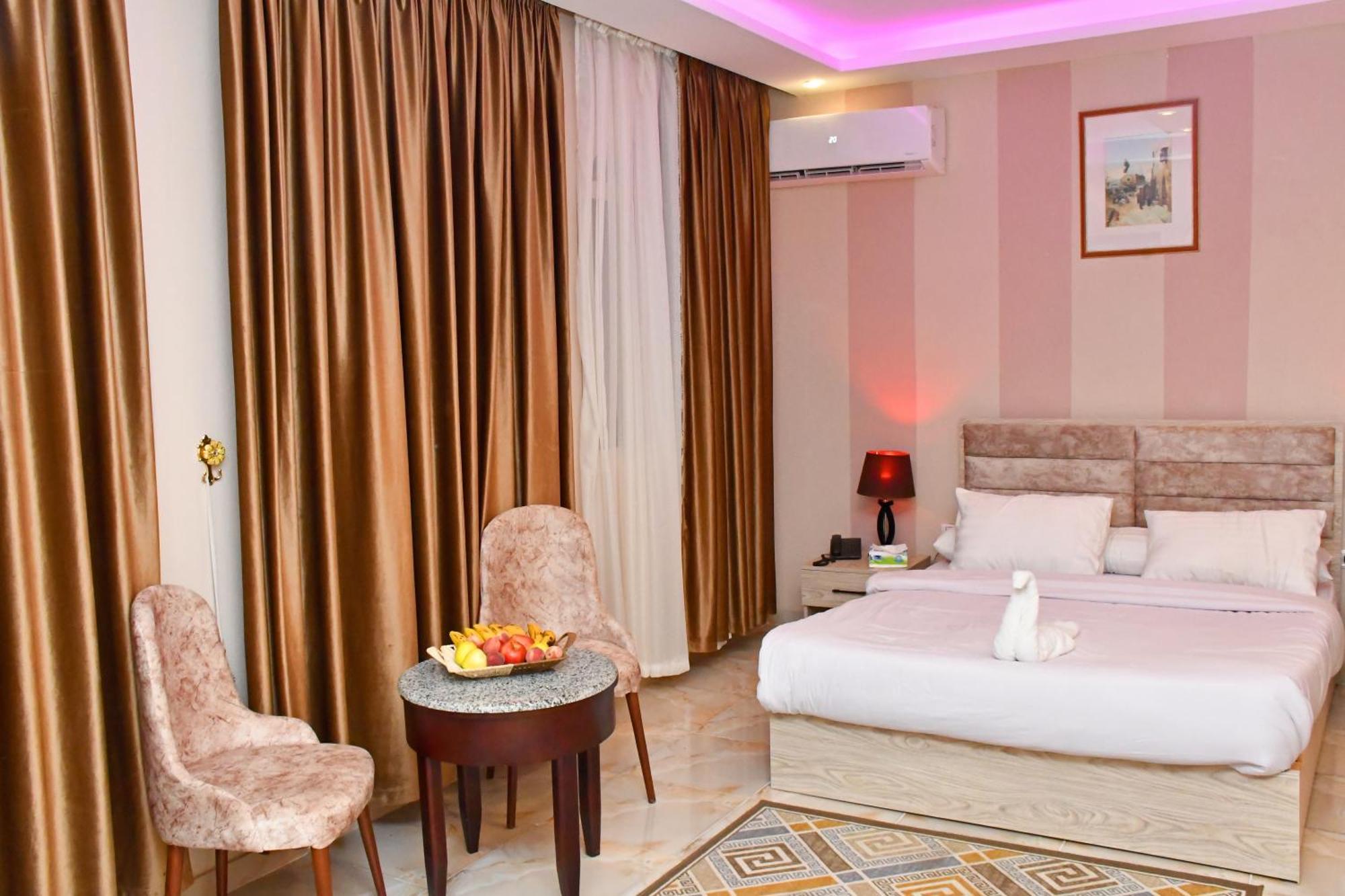 Nun Pyramids Hotel Kafret el-Gabal Quarto foto